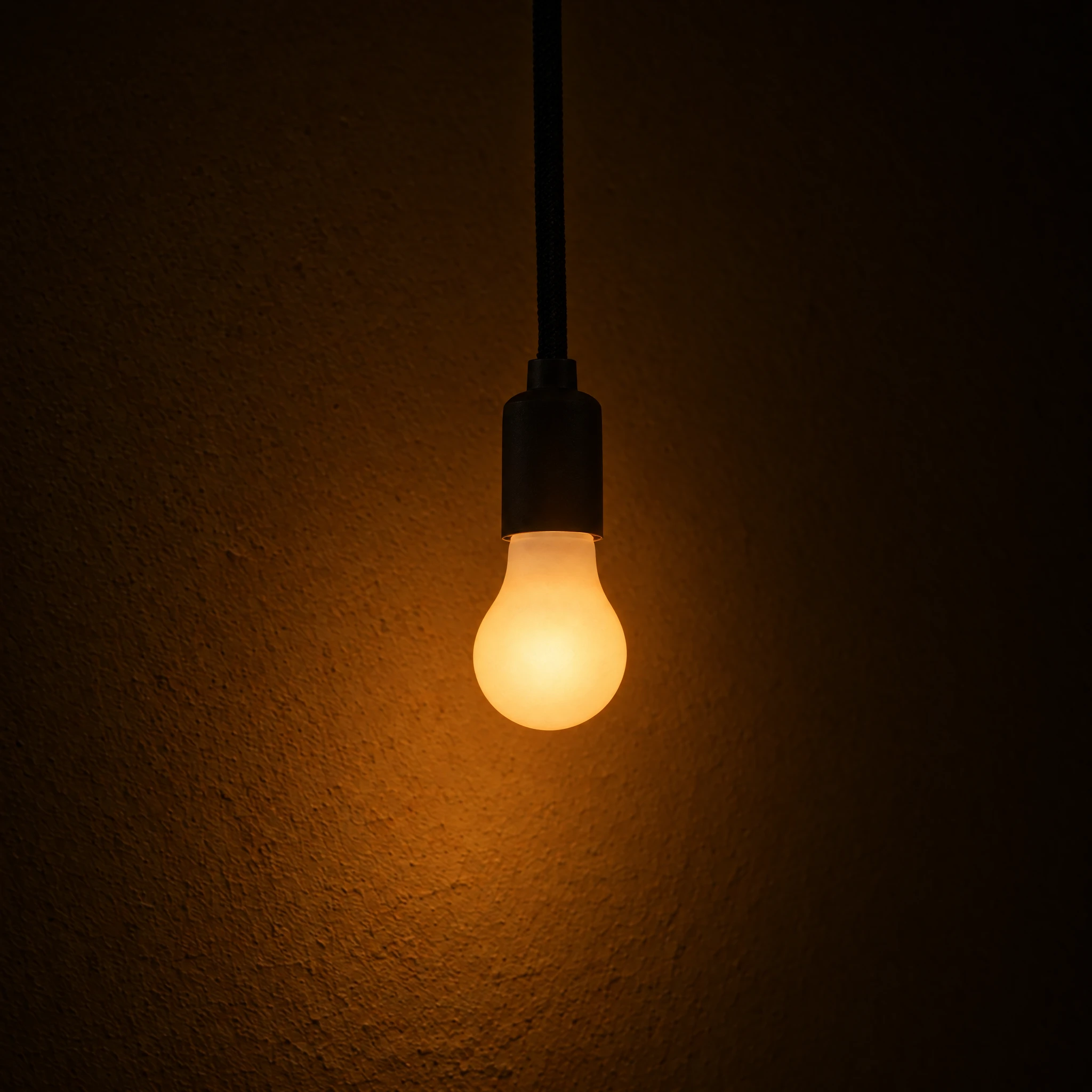 Bombilla ámbar 1800 K de Clavelux
